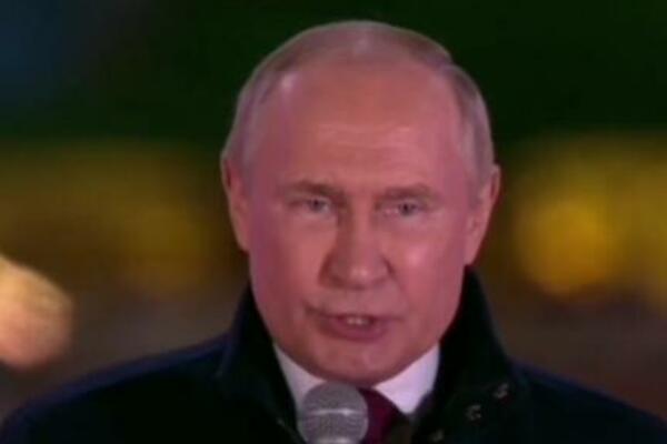 NOVI PUTINOV SNIMAK KRUŽI INTERNETOM: Predsednik Rusije ZAPEVAO, PAZITE SAMO (VIDEO)