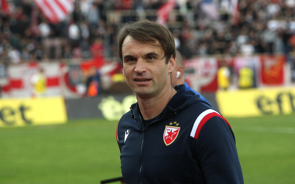 Miloš Milojević, Sport, Fudbal