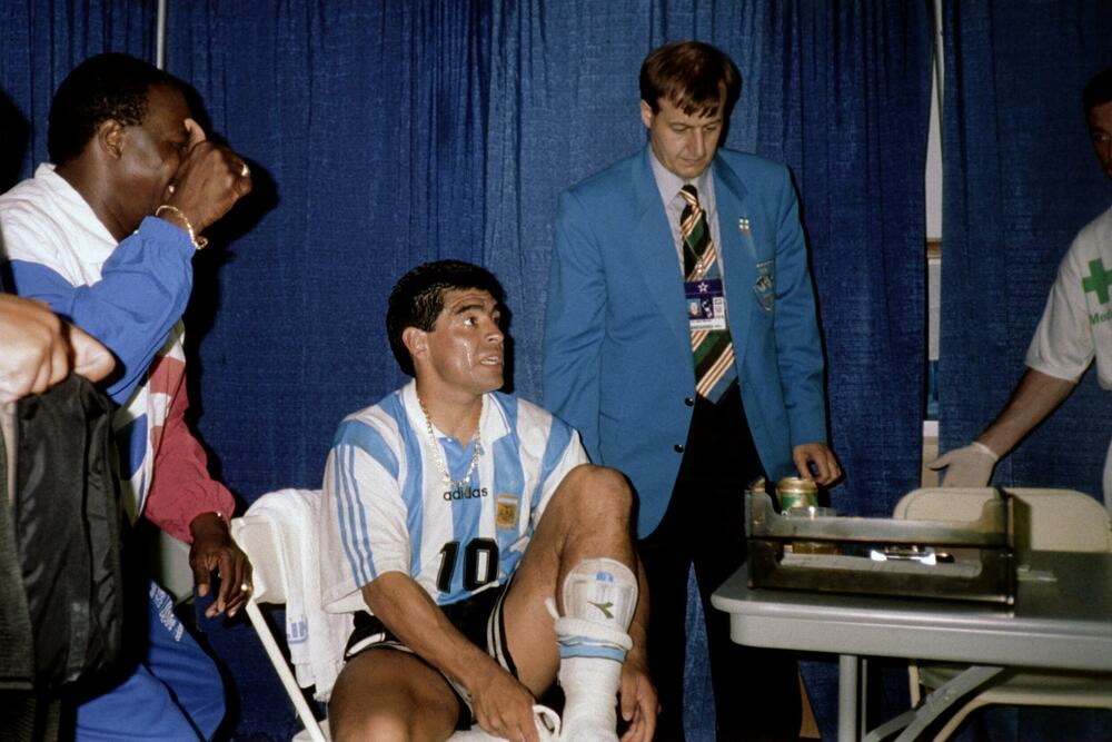 Dijego Armando Maradona na doping kontroli