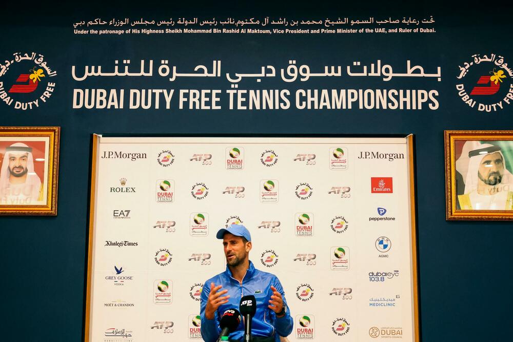 Novak Đoković na konferenciji za medije u Dubaiju