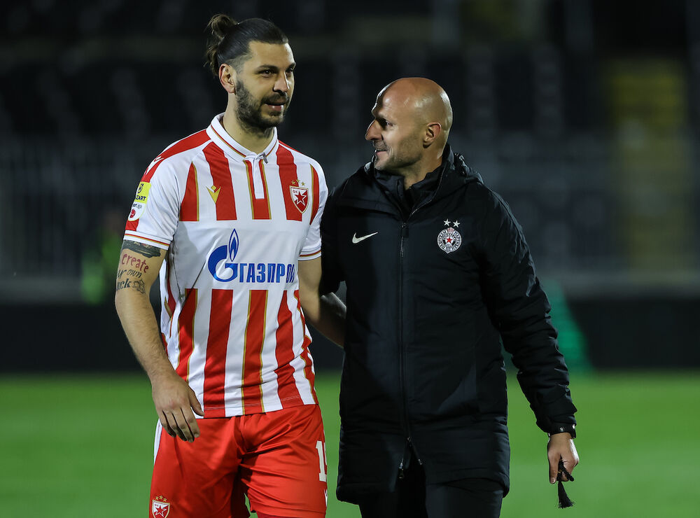 Aleksandar Dragović, kapiten Crvene zvezde i Igor Duljaj, trener Partizana