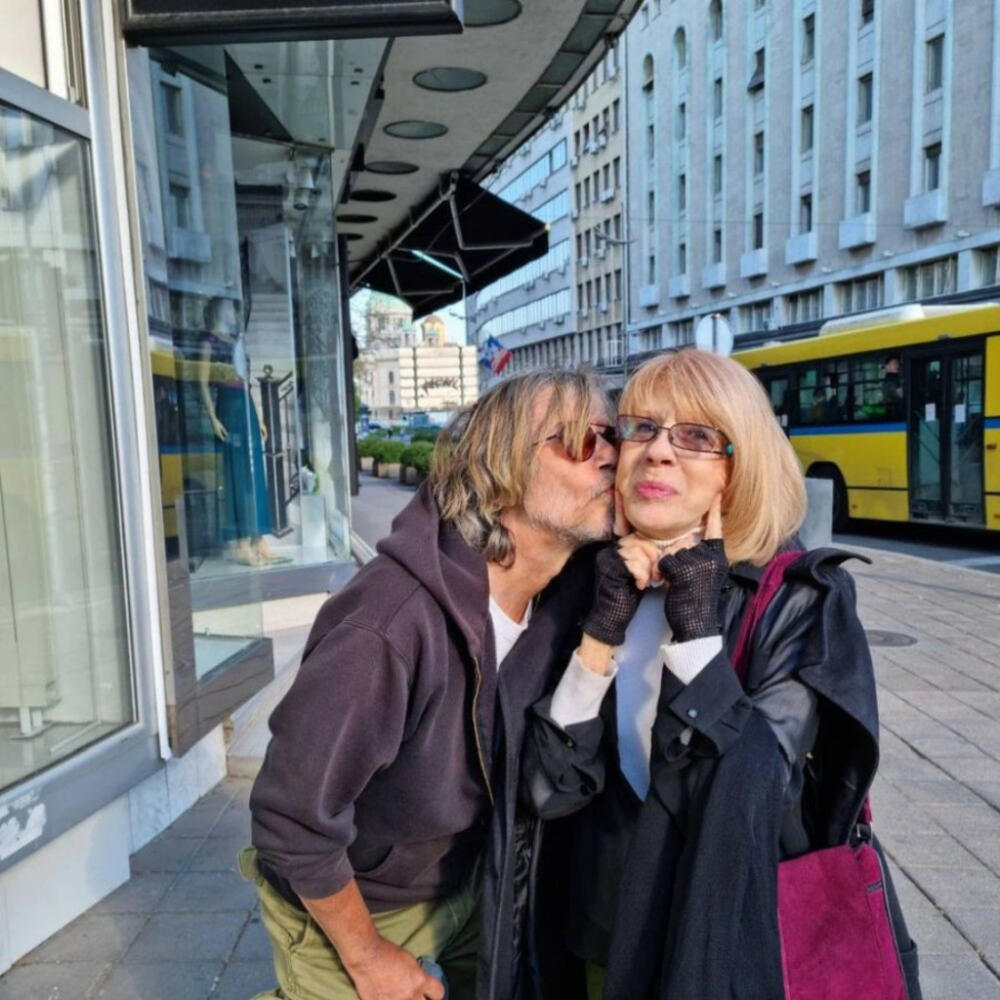 Žika Todorović sa majkom