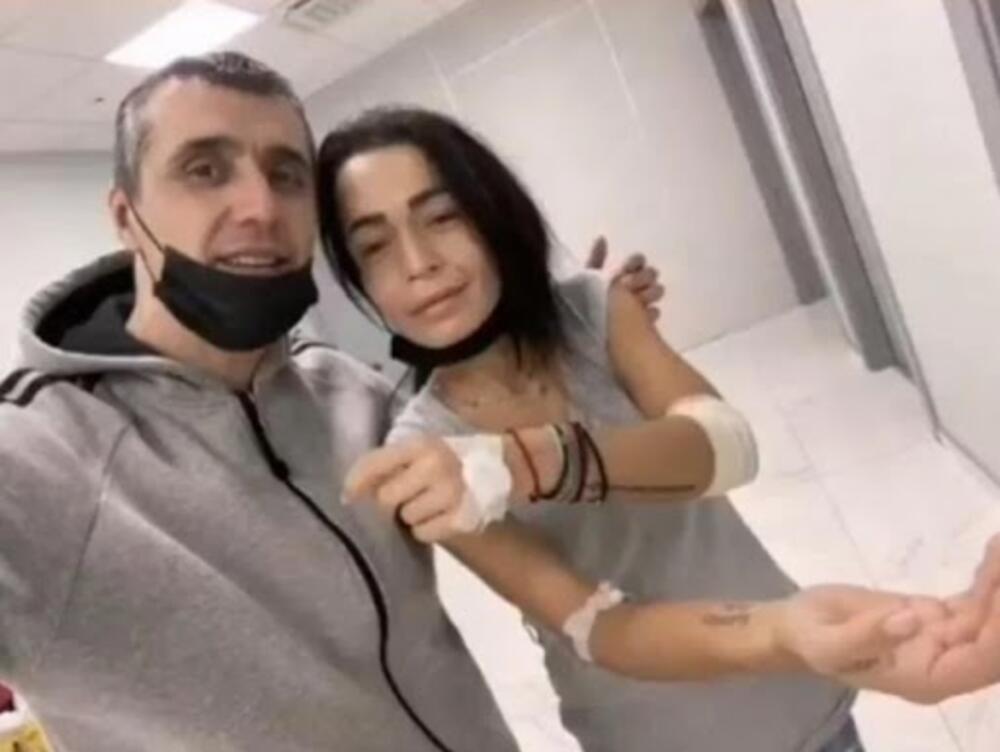 Supruga pevača Marka Bulata, Marija Bulat bori se sa teškom bolešću, a sada je sve zabrinula kada je objavila fotografiju iz bolnice