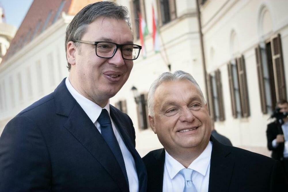 Predsednik Vučić se sastao sa premijerom Orbanom u Budimpešti