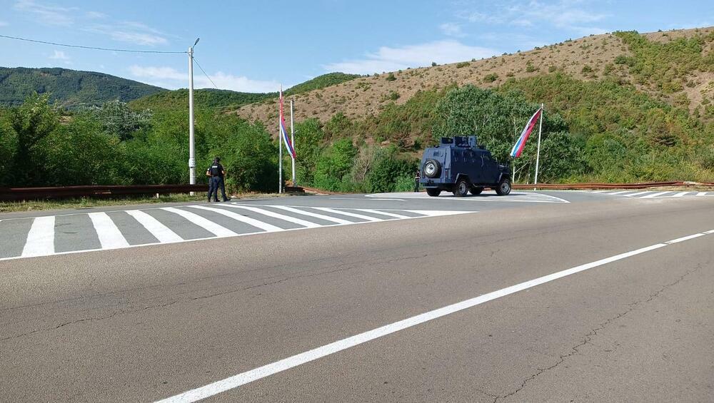 Kosovska policija blokirala put kod sela Banjska