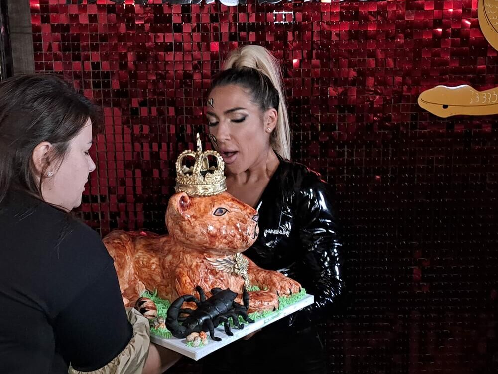 Jovana Jeremić pokazala rođendansku tortu
