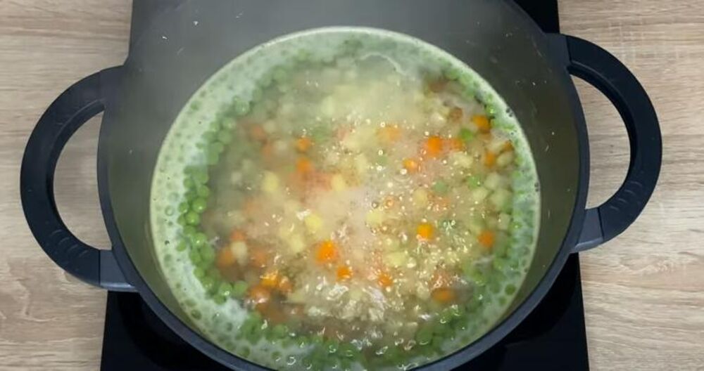 Kuvanje povrća za rusku salatu