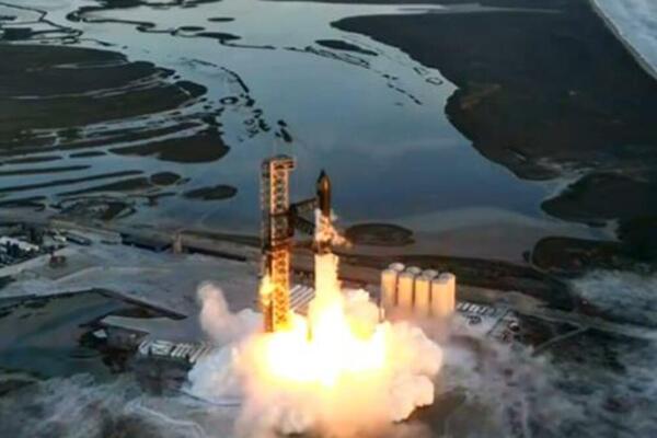 LANSIRAN STARSHIP: SpaceX izgubio kontakt sa mega-raketom, počelo APLAUZOM pa usledila KATASTROFA! (VIDEO)