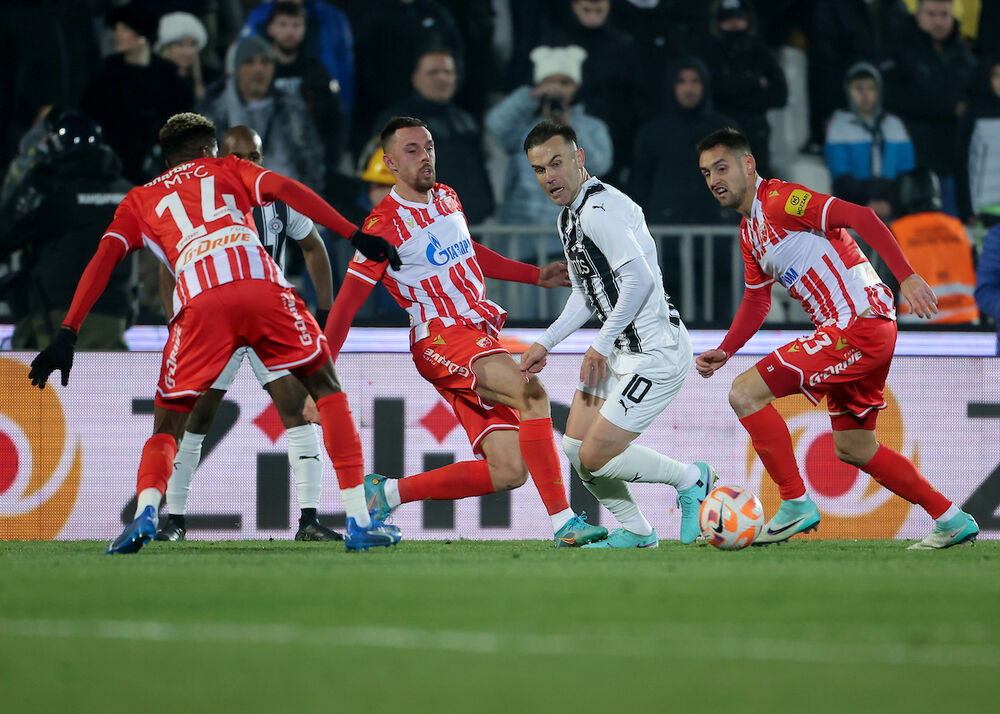 Milan Rodić na večitom derbiju protiv Partizan u Humskoj 1
