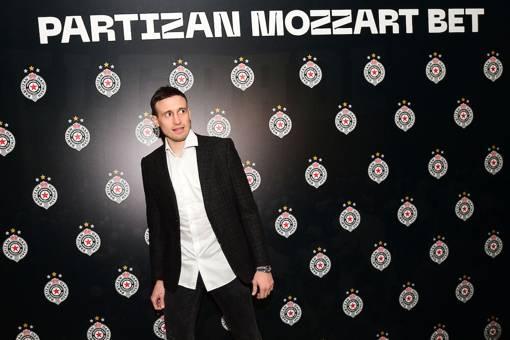 Aleksa Avramović na novogodišnjem koktelu KK Partizan