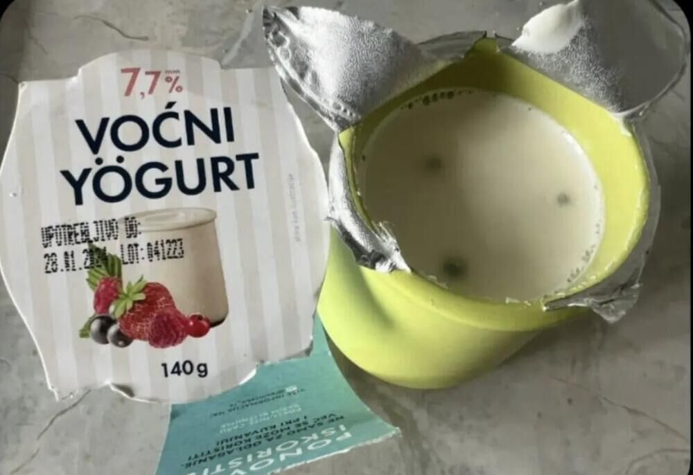 Budjav voćni jogurt