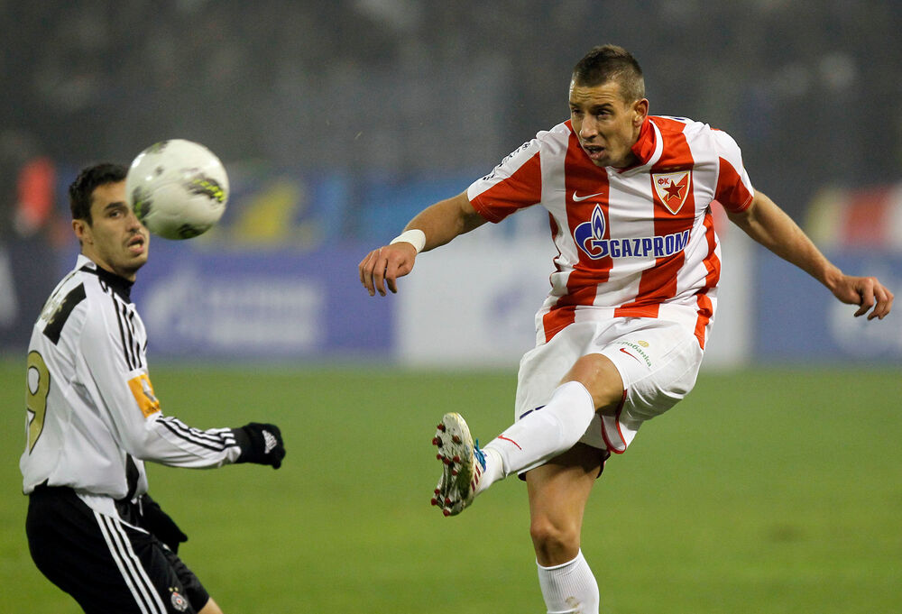 Nikola Petković, FK Crvena zvezda, Fudbal