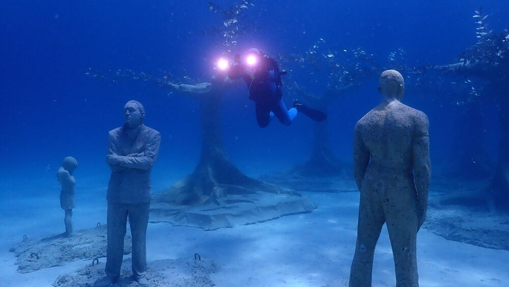 Podvodni muzej skulptura