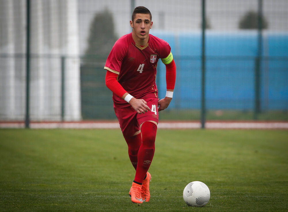 Arton Zekaj kao kapiten reprezentacije Srbije do 16 godina