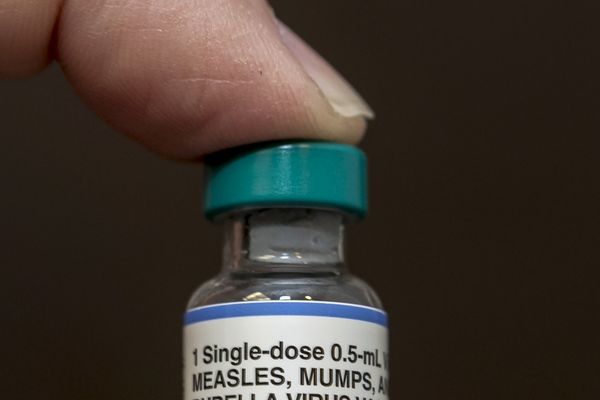 PRETI NAM EPIDEMIJA: Opet nestašica MMR vakcina!