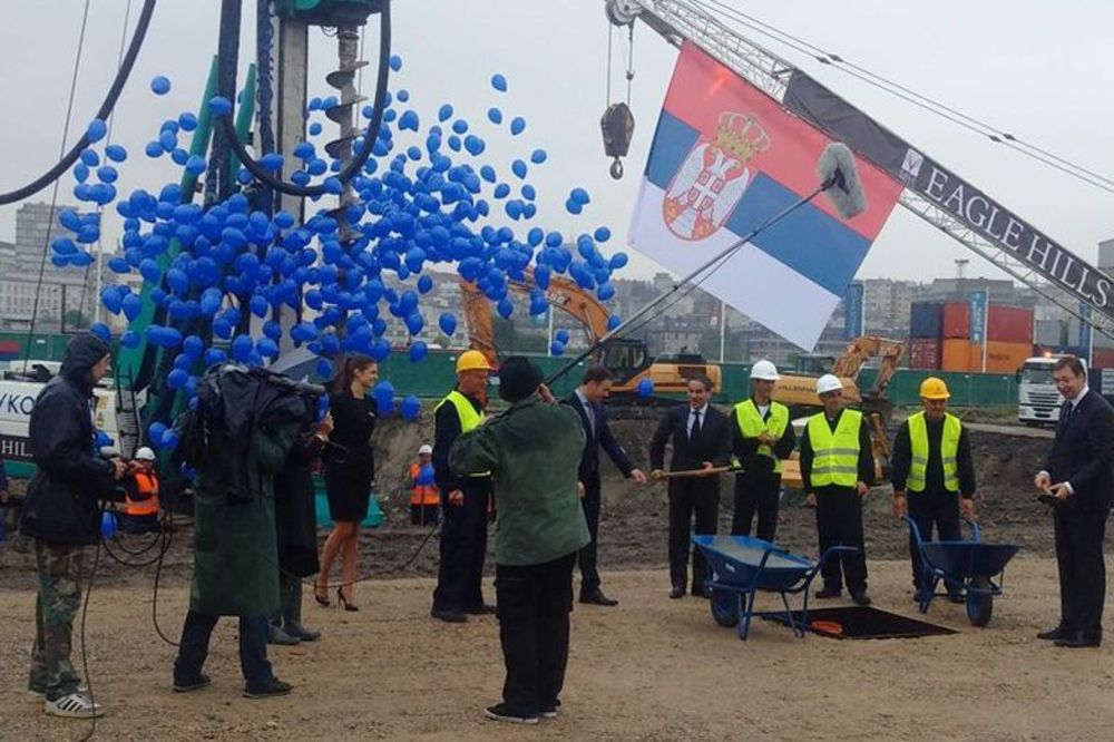 Vučić, Alabar i Mali postavili kamen temeljac za Beograd na vodi