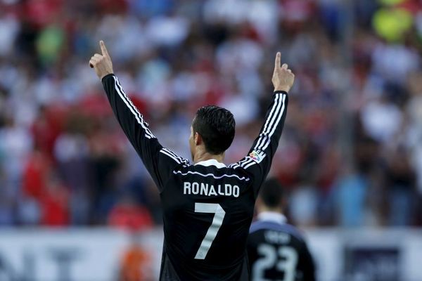 Ponovo piše istoriju: Ronaldo prešao granicu od 500 golova u karijeri i izjednačio se sa Raulom! (VIDEO)