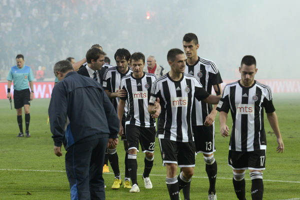 Partizanu ne pomažu ni dva penala ni igrač više, Čukarički pokvario slavlje crno-belih! (FOTO) (VIDEO)