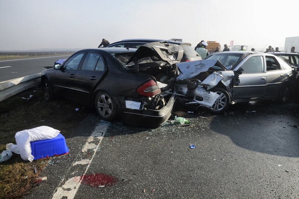 Krvavo jutro: Dve saobraćajke, troje poginulih
