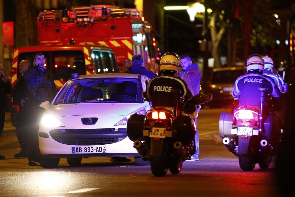 Majka pariskog samoubice: Moj sin nije hteo nikoga da ubije! (FOTO)