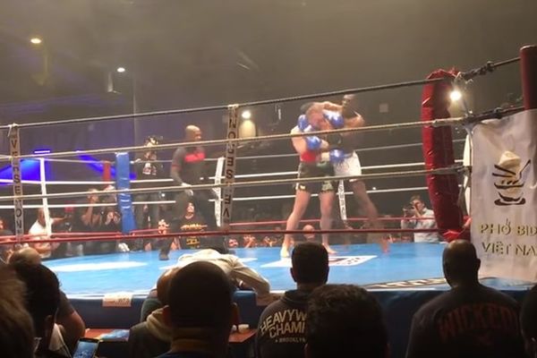 Bosanac ušao u ring sa svetskim šampionom i pogodite koliko je izdržao! (VIDEO)