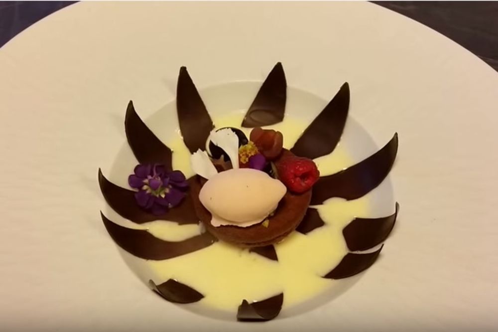 Mljac! Najlepši čokoladni cvet koji ćete pojesti danas! (VIDEO)