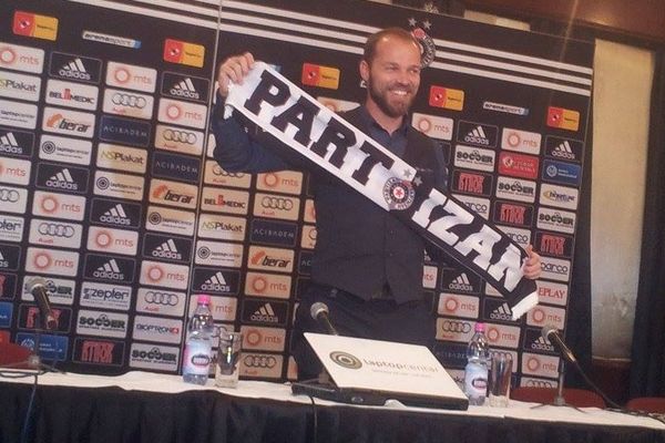 Partizan predstavio Tomića: Hoću 10.000 Grobara i na malim utakmicama! (FOTO)