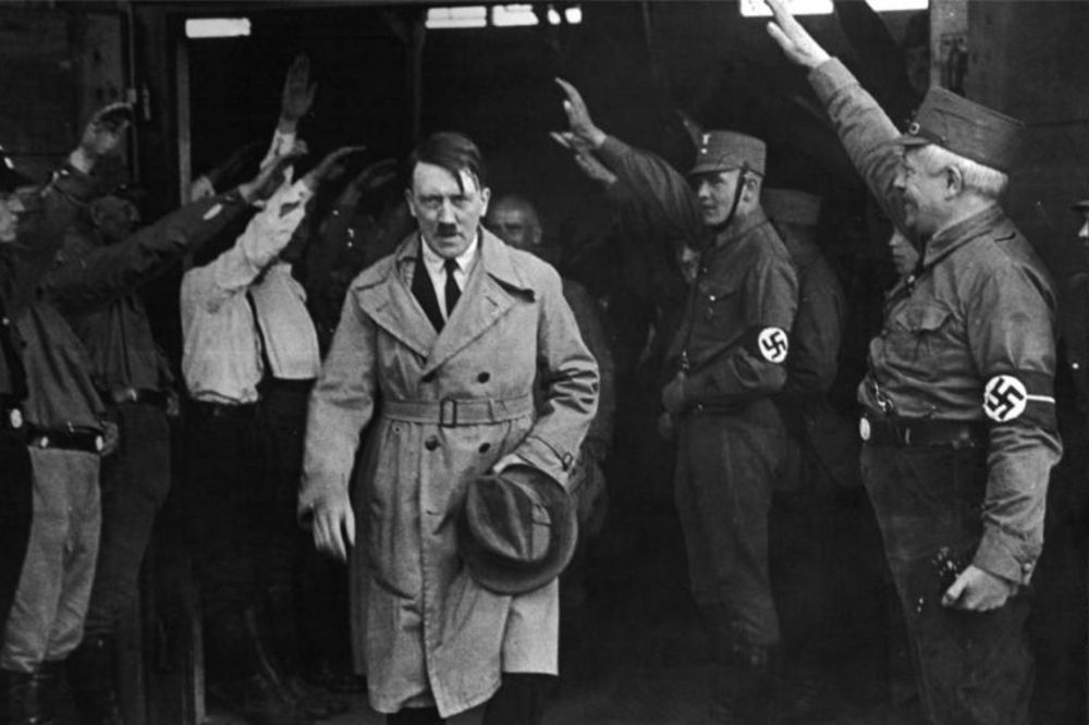 Hik Hitler! Lešio je pivo iza rešetaka, a imao je i mali nedostatak (FOTO)