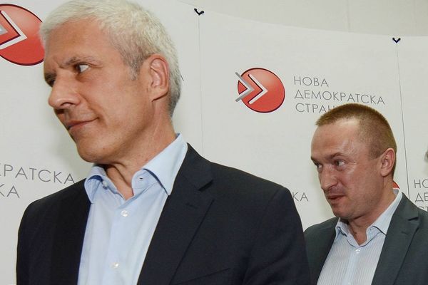 Novi DOS je rođen? 20 predstavnika stranaka opozicije protiv Vučića!