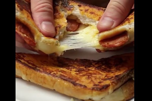 Najbrži doručak na svetu: Pica prženice gotove za tren oka (RECEPT) (VIDEO)
