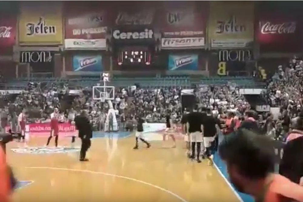 Partizan jeste promenio trenera, ali Delije nisu svoj repertoar uvreda! (VIDEO)