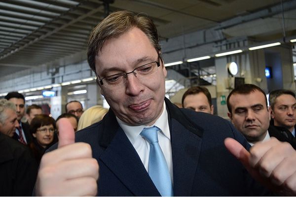 Vučić otvorio Prokop, SNS botovi se drali: Aco Srbine! (FOTO)
