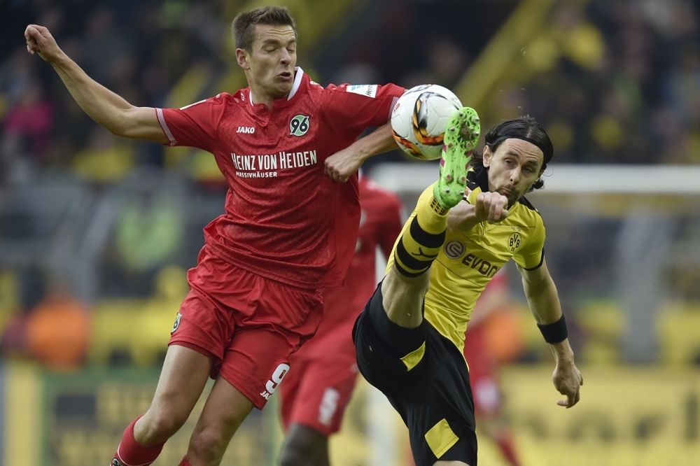 Kostić pogodio za trijumf Štutgarta, Subotić odličan u pobedi Dortmunda! (VIDEO)