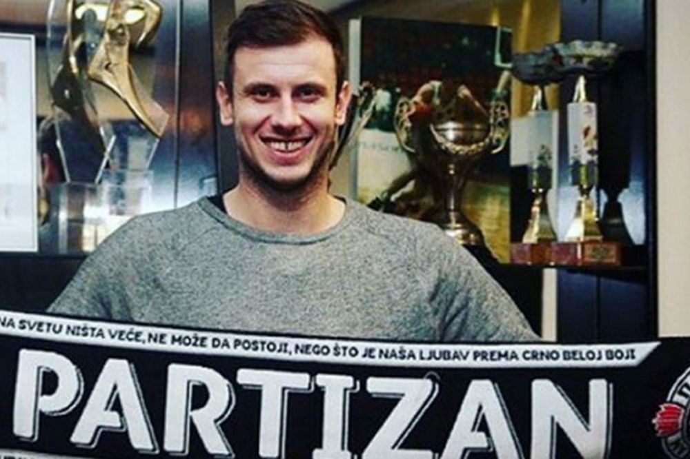 Kinzi je prokomentarisao sliku Veličkovićevog povratka u Partizan, a onda je nastao haos! (FOTO)