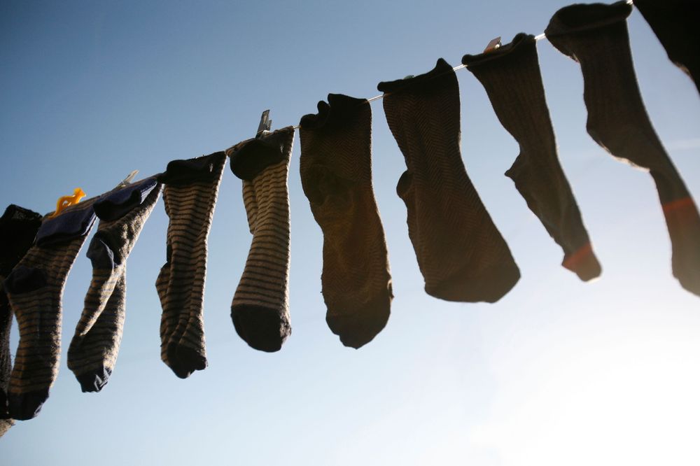 Znate li trik za savršeno zdravlje? Mokre čarape! (FOTO)