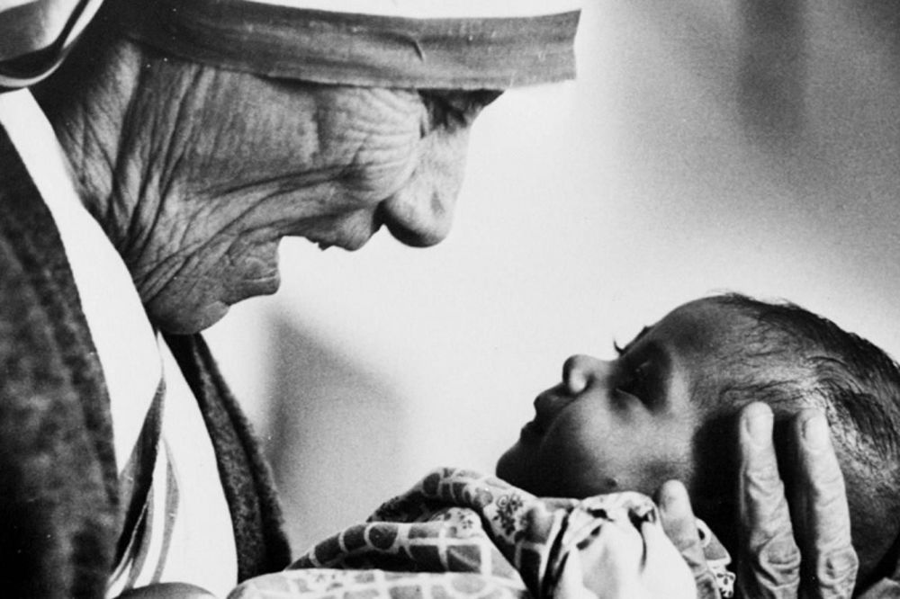 26 mudrih misli majke Tereze zbog kojih ćete zavoleti život i postati bolji ljudi! (GIF)