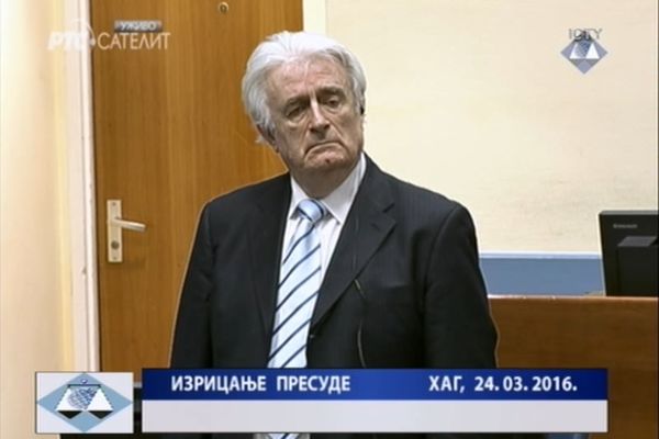 40 godina robije za Karadžića: Kriv za genocid u Srebrenici, kriv za opsadu Sarajeva (VIDEO) (FOTO)