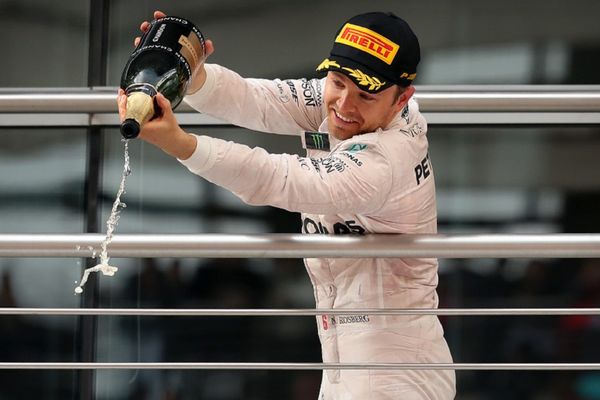 Dominantni Rozberg novim trijumfom ušao u istoriju Formule 1! (FOTO) (VIDEO)