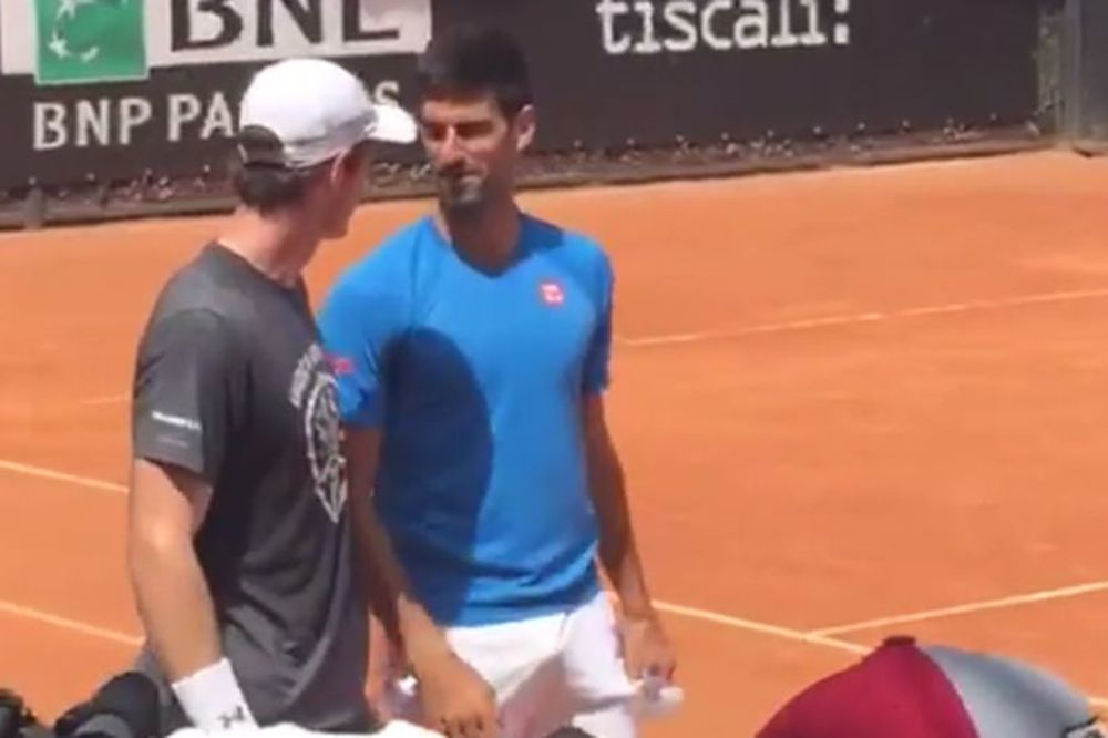Nolemanija u Rimu: Ljuti rival sačekao Novaka na treningu! (VIDEO) (GIF)