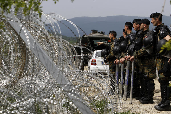 MAĐARSKA POSTAVILA POLICIJU: Jedinice na granicama Srbije i Severne Makedonije!