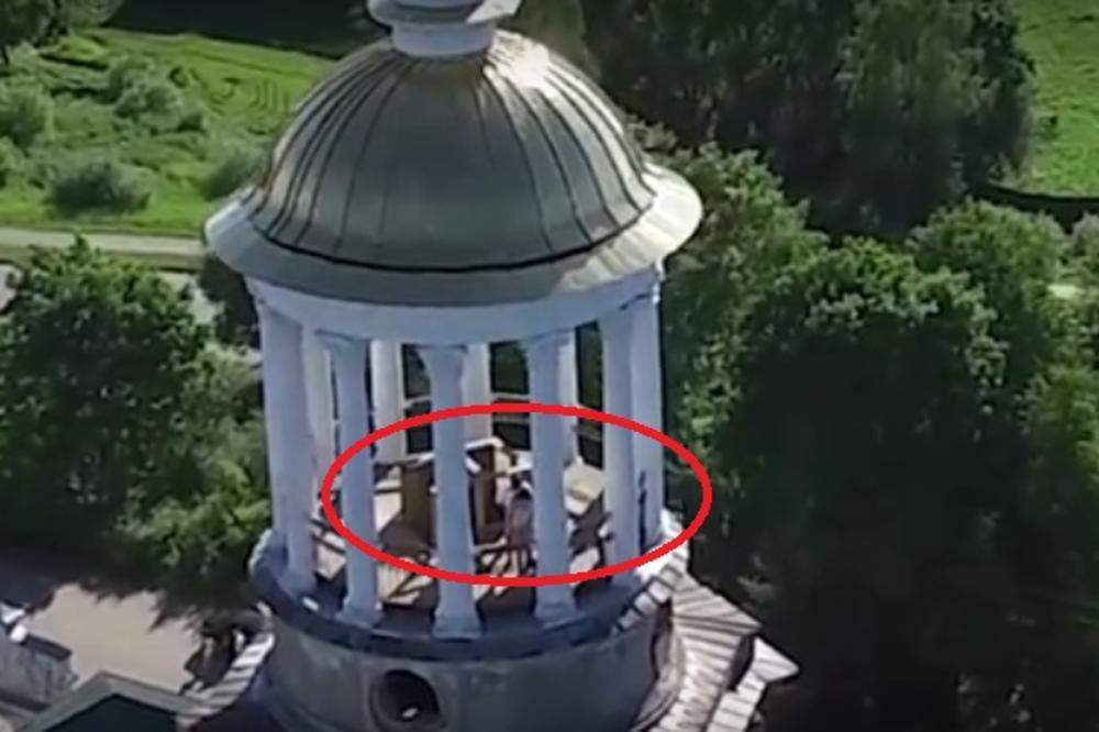 Dron usnimio dvoje nevernika u ljubavnom zanosu na vrhu manastira! (VIDEO)