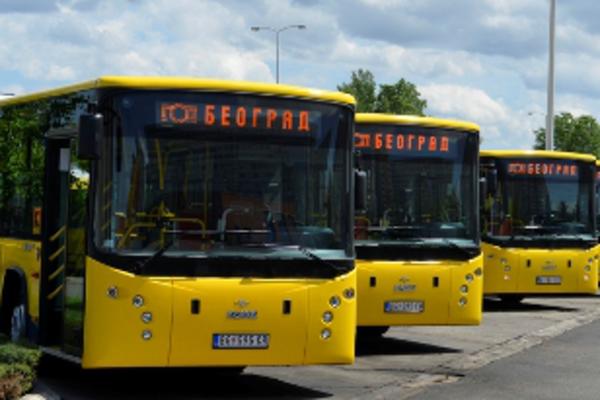 ZBOG SERIJE MISTERIOZNIH NESREĆA: S beogradskih ulica povučeno ganc 25 novih autobusa!