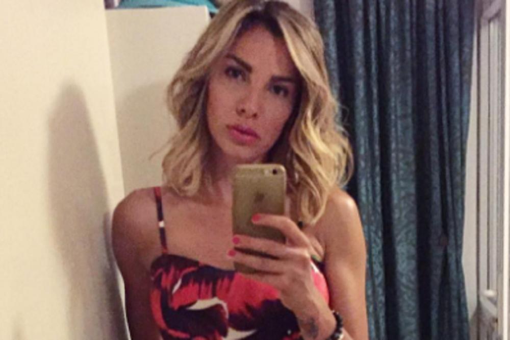 Od ovog nema dalje: Marina Tadić srušila Instagram fotkom u toplesu! (FOTO)