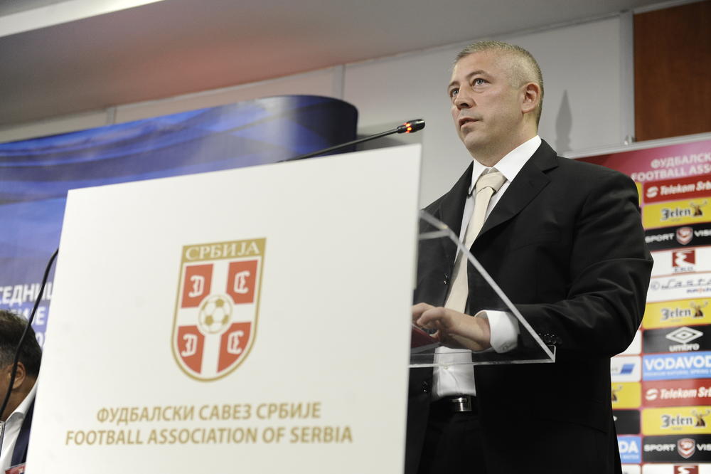 Slaviša Kokeza se oglasio povodom novog pravila u srpskom fudbalu! (FOTO)