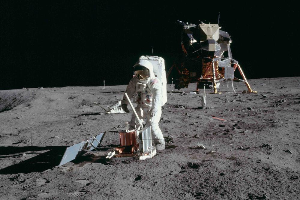 Mali korak za čoveka, veliki za čovečanstvo: Dan kada su ljudi kročili na Mesec ili dobro režirana predstava (FOTO) (VIDEO)