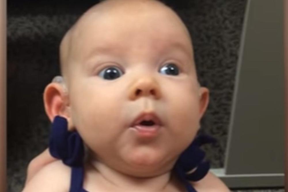 Radost do neba: Pogledajte reakciju ove bebe koja prvi put čuje svoju majku (VIDEO)