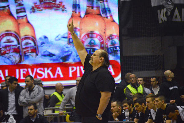 Emotivni Džikić održao je govor za pamćenje posvećen Grobarima posle velike pobede! (VIDEO)