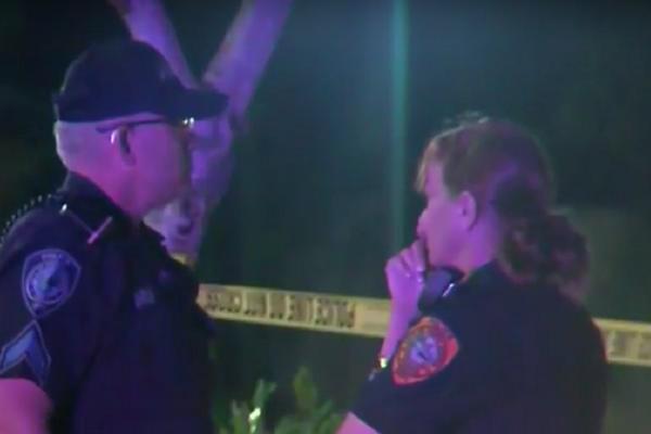 PUCNJAVA NA FLORIDI: U napadu ranjena dva policajca i slučajni prolaznik!
