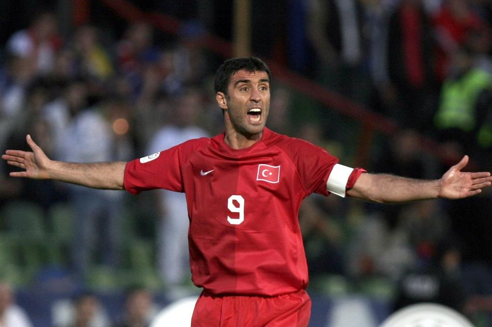 Kriv za državni udar? Najveća legenda turskog fudbala se našla na poternici!