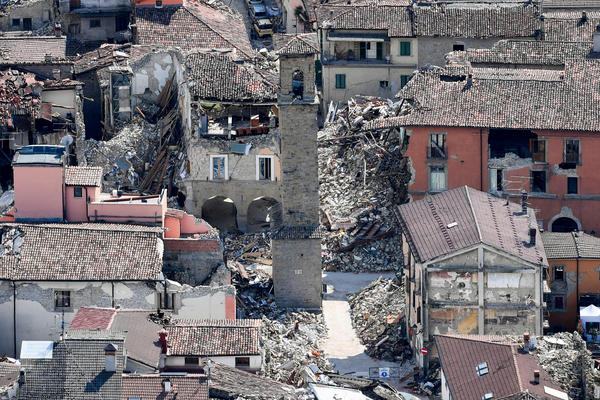 ITALIJA DRHTI: Novi jak udar zemljotresa, ne zna se ima li žrtava! (FOTO) (VIDEO)